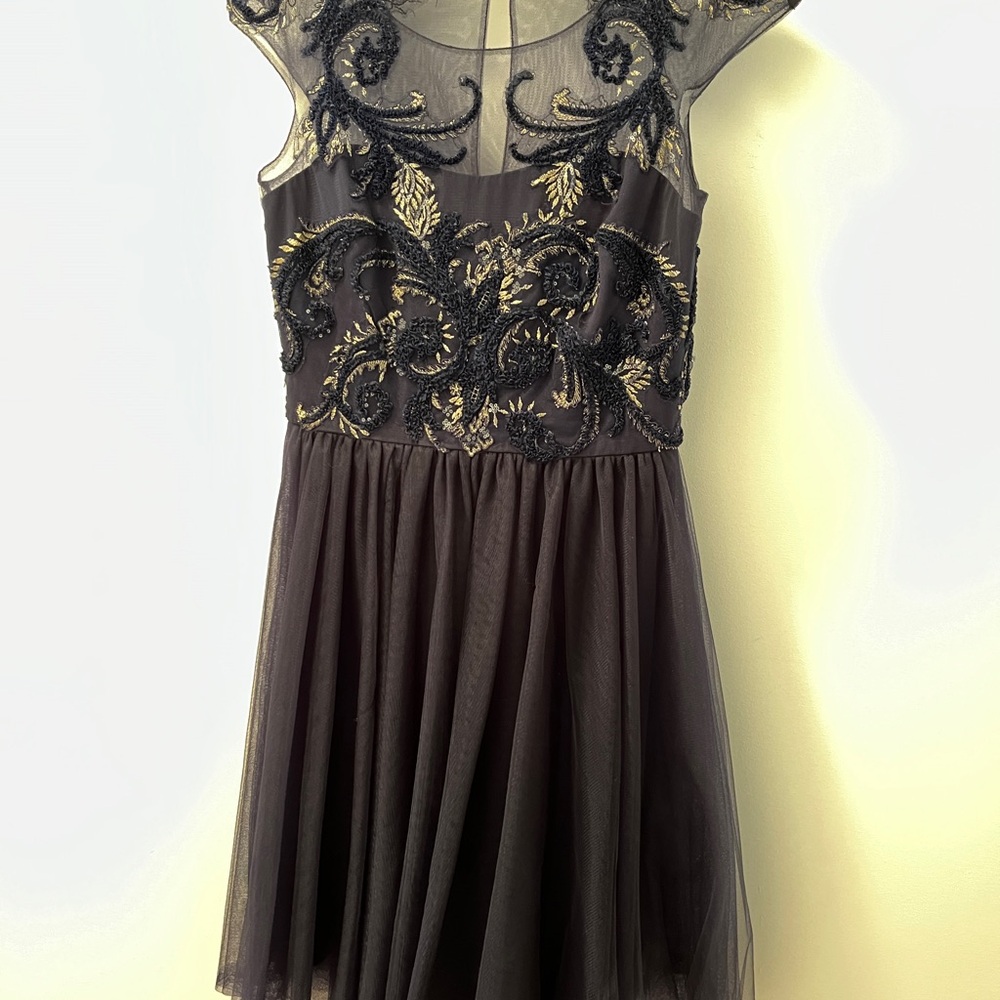 Marchesa Black and Gold Embroidered Tulle Cocktail Dress 10